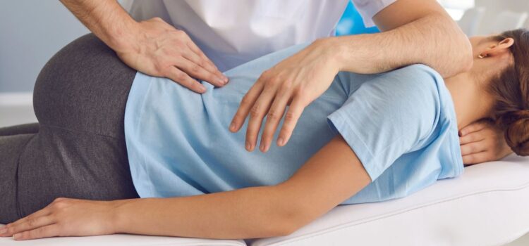 Lavoro sedentario e osteopatia, come gestire le tensioni muscolari lavoro sedentario