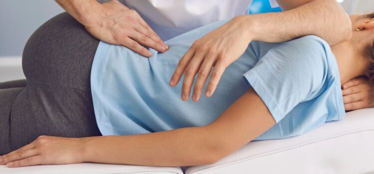 Artrosi Cervicale: Cause, Sintomi e Approccio dell’osteopata Artrosi Cervicale